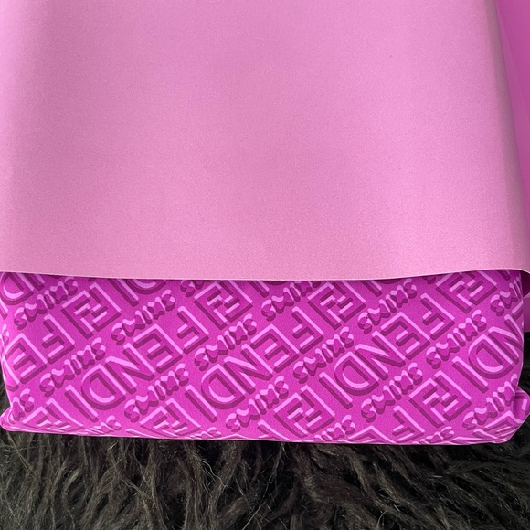 🩷🩷LIMITED EDITION🩷🩷Skims/Fendi pink bodysuit - Picture 5 of 7